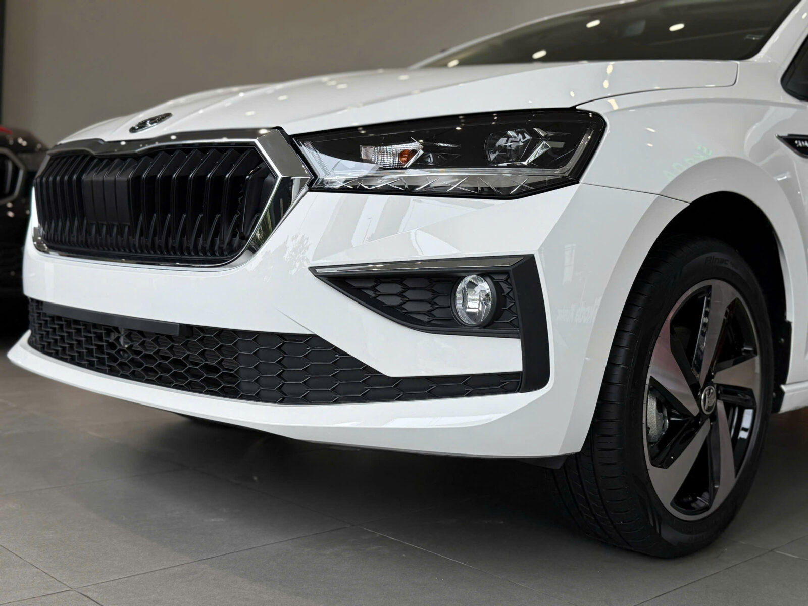 z6965015960440 2fa6ab2ed654ede227e0ad9659a86b70 Skoda Slavia 2025