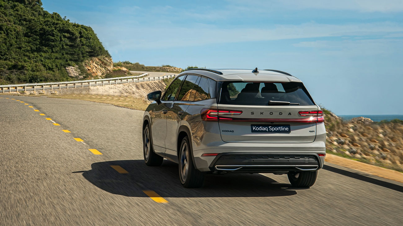 skoda kodiaq sportline 250311 ngt22 Xe